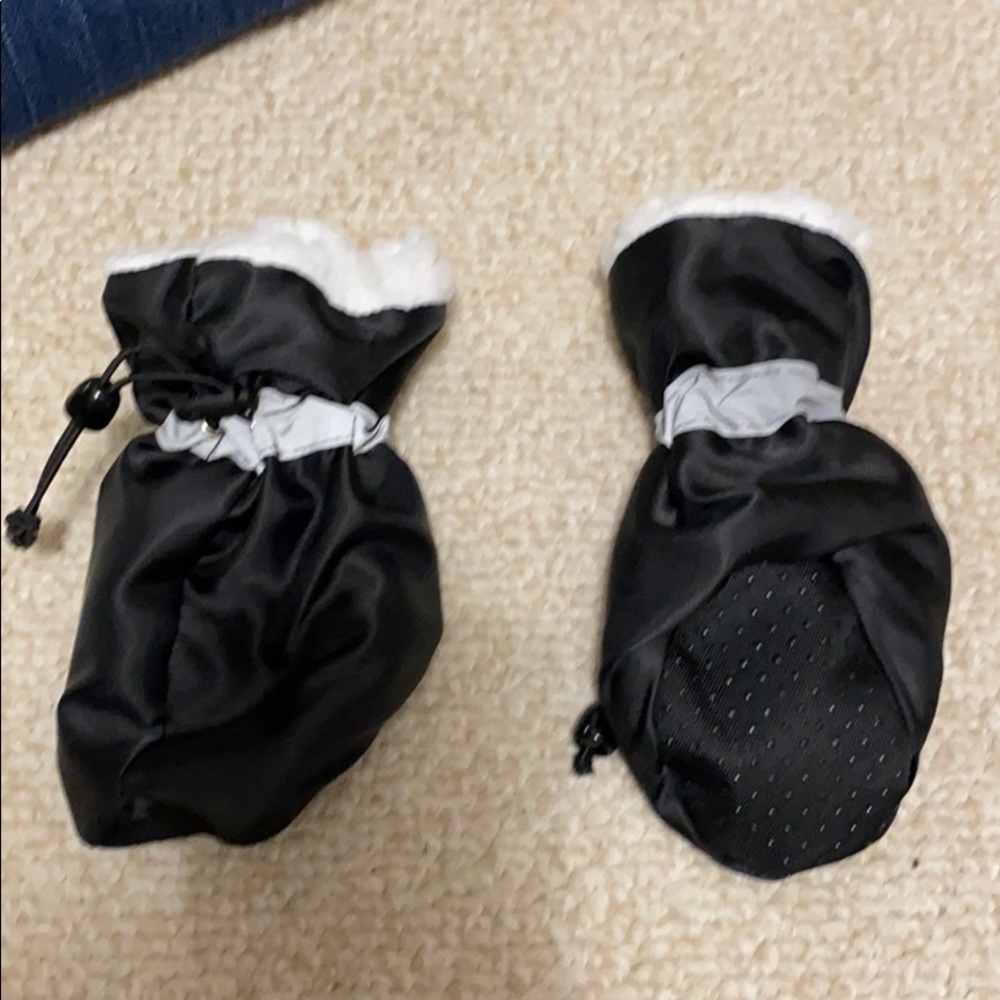 Dog booties, fur lined, NEW